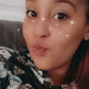 Meet your Posher, Maya